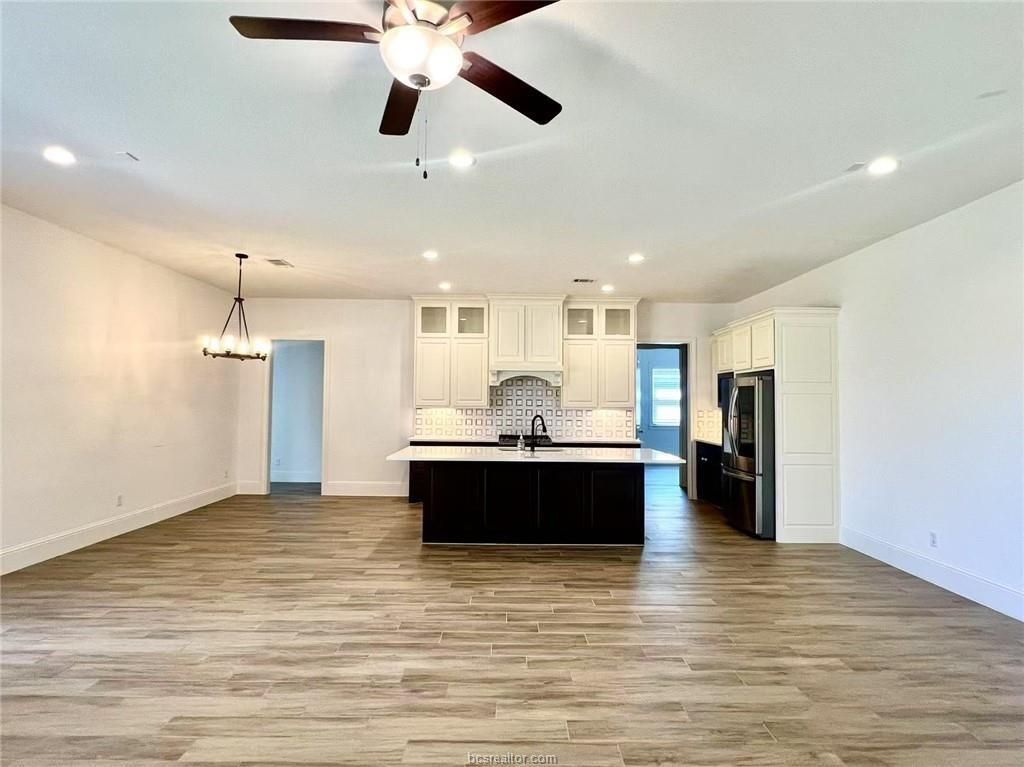 Interior, Kitchen, Pendant Lights, Recessed Lighting, Wood Texture Flooring