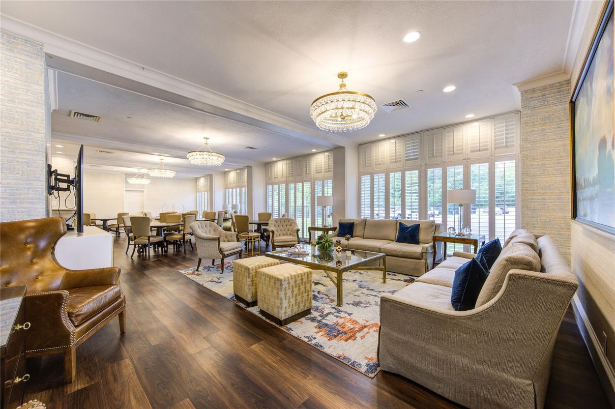 Chandelier, Dining room, Interior, Living room, Recessed Lighting, Wood Texture Flooring