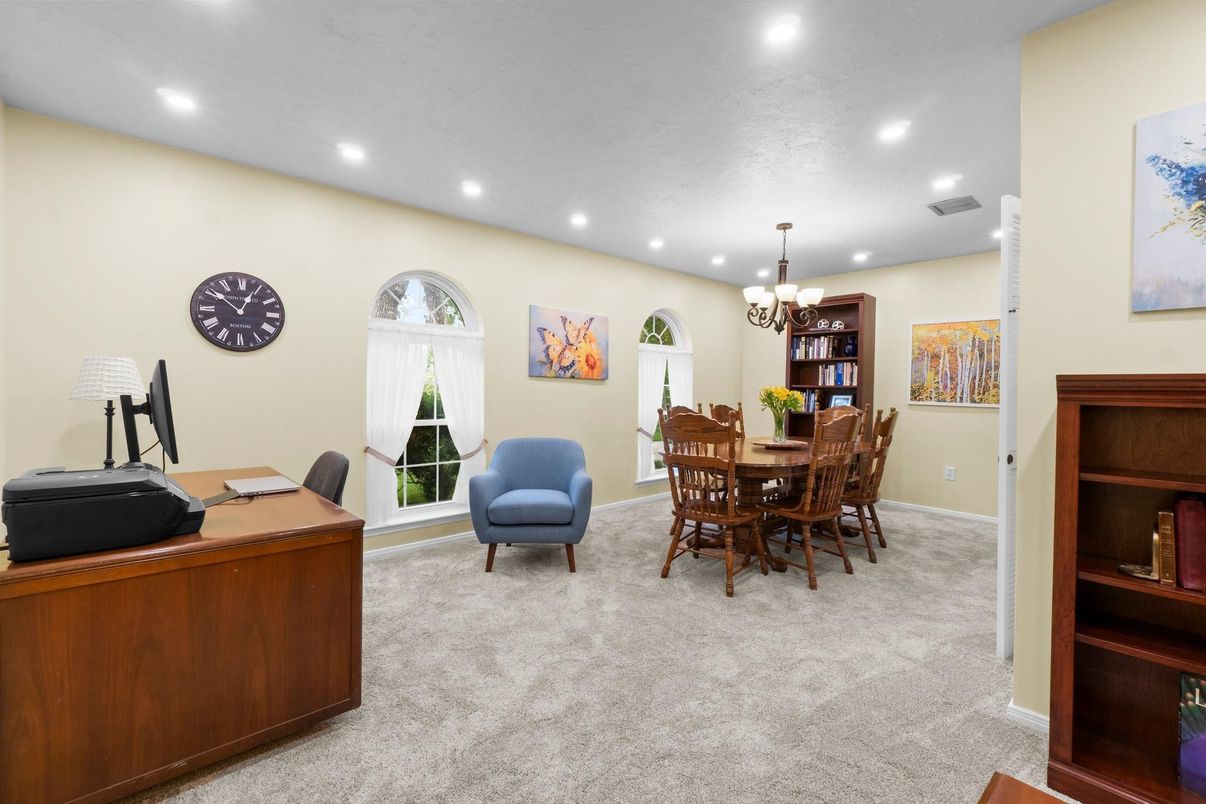 Chandelier, Dining room, Interior, Recessed Lighting