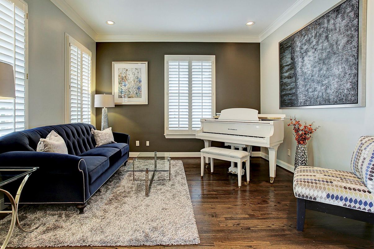 Interior, Living room, Piano, Recessed Lighting, Wood Texture Flooring
