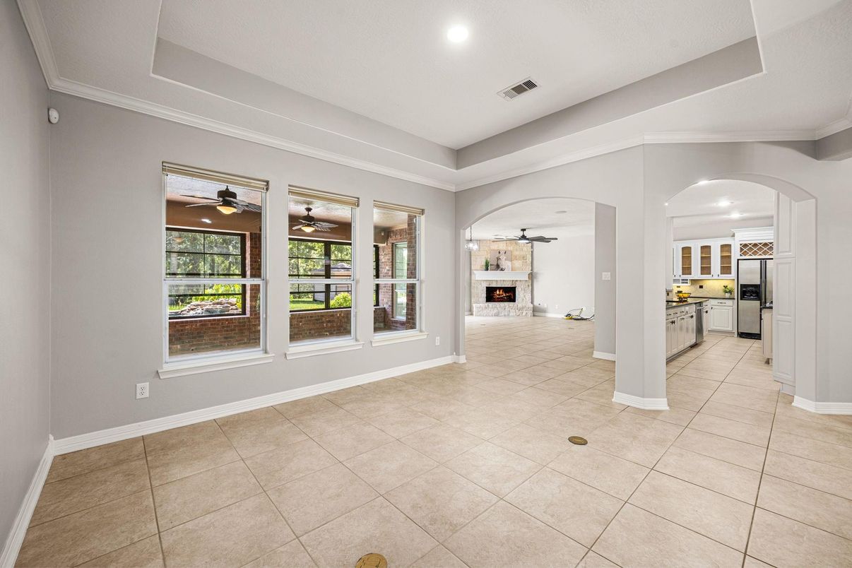 Empty room, Fireplace, Interior, Kitchen, Recessed Lighting