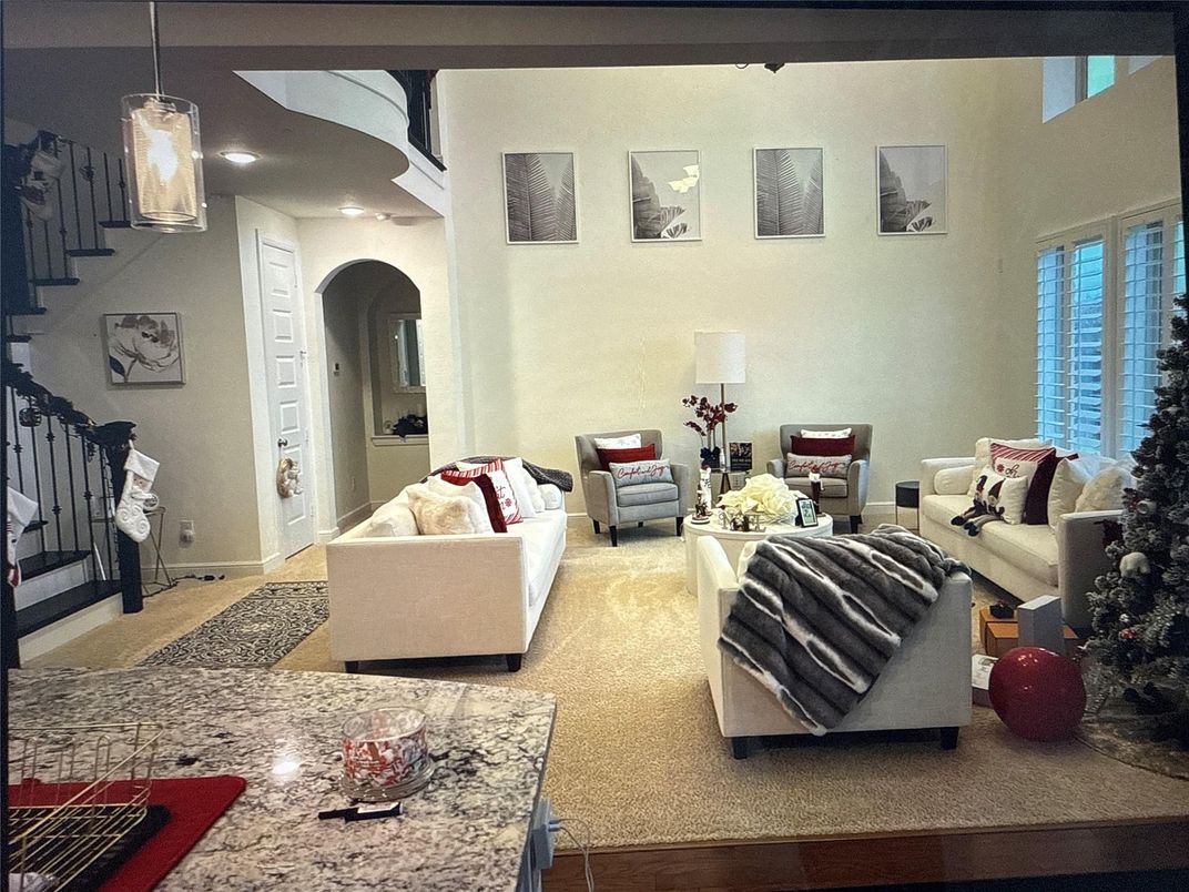 Interior, Living room, Pendant Lights, Recessed Lighting