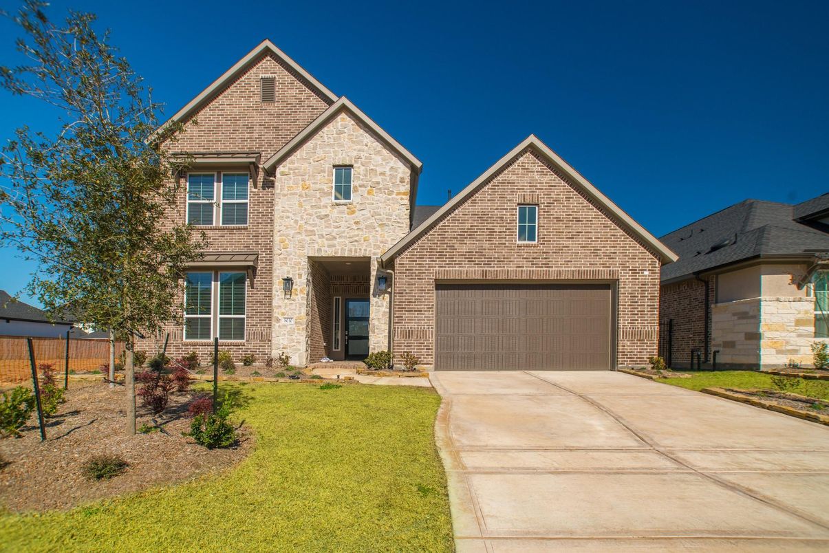 Attached, Exterior, Facade, Brick Facade, Brick Traditional