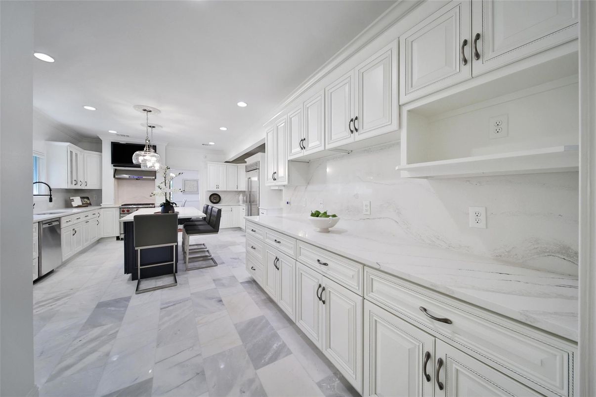 Dining room, Interior, Kitchen, Pendant Lights, Recessed Lighting