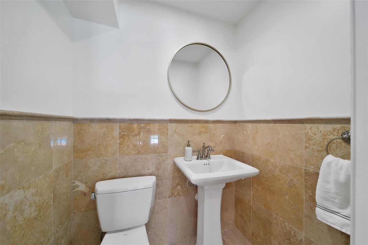 Bathroom, Interior