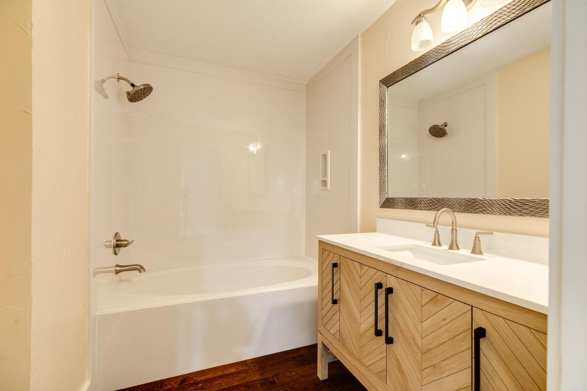 Bathroom, Interior, Wood Texture Flooring