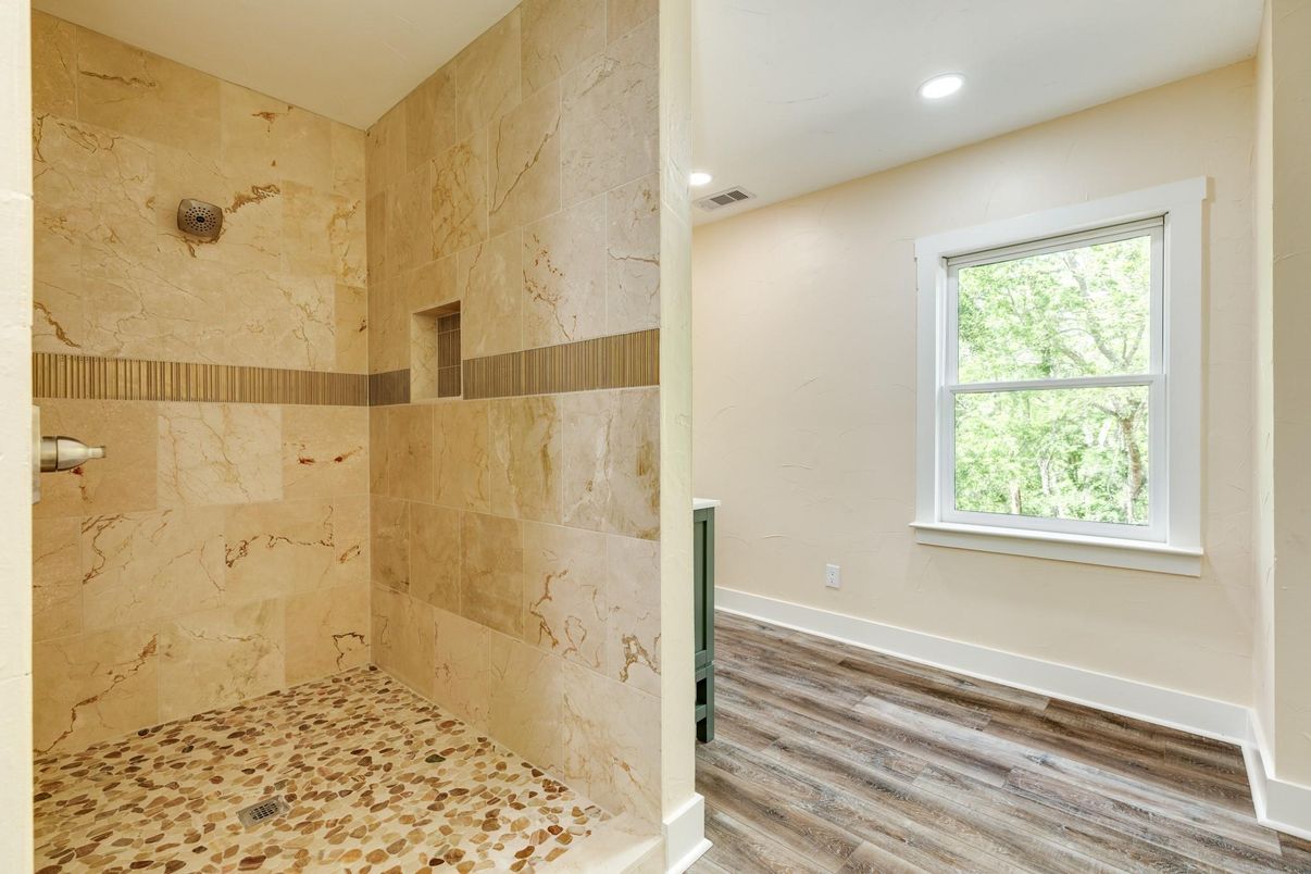 Bathroom, Interior, Recessed Lighting, Wood Texture Flooring