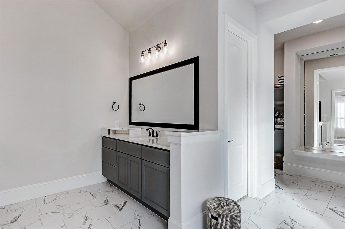 Bathroom, Dual Sink Vanities, Interior, Marble, Recessed Lighting