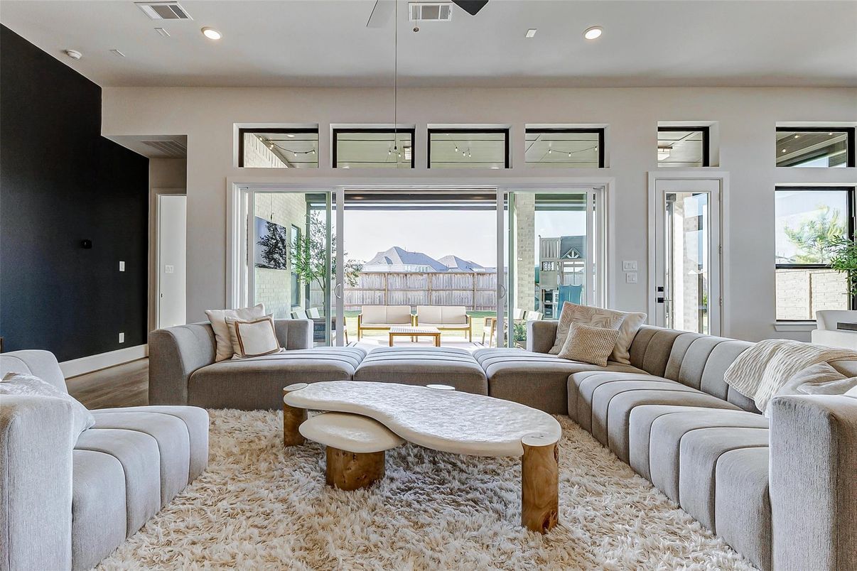 Interior, Living room, Pendant Lights, Recessed Lighting, Wood Texture Flooring