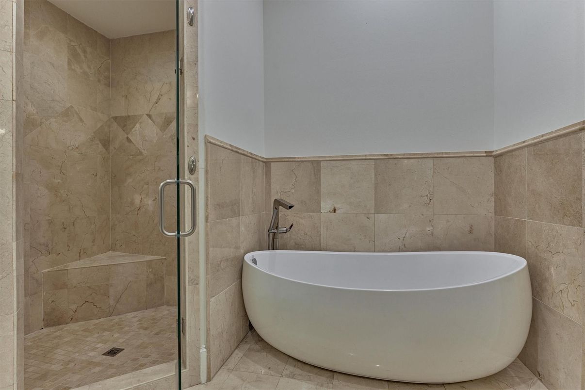 Bathroom, Free Standing Baths, Glass Shower, Interior