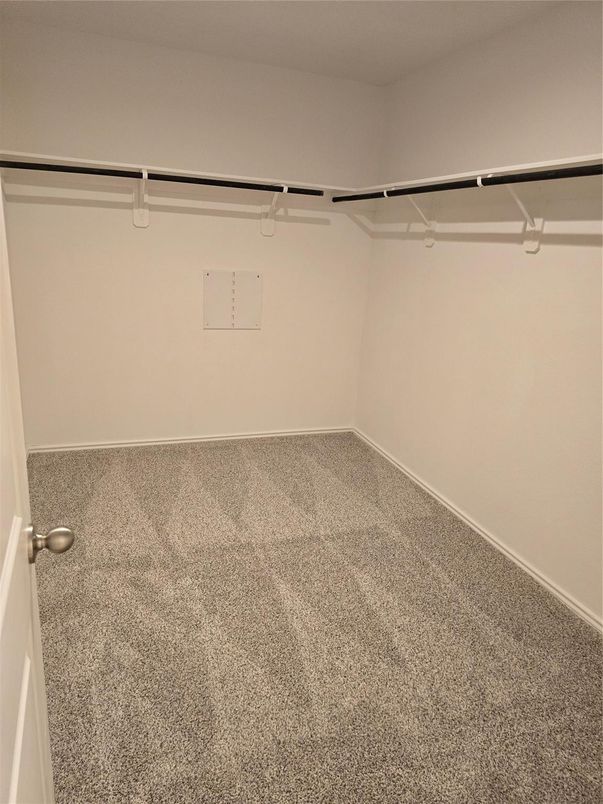 Empty room, Interior, Walk-in Closets