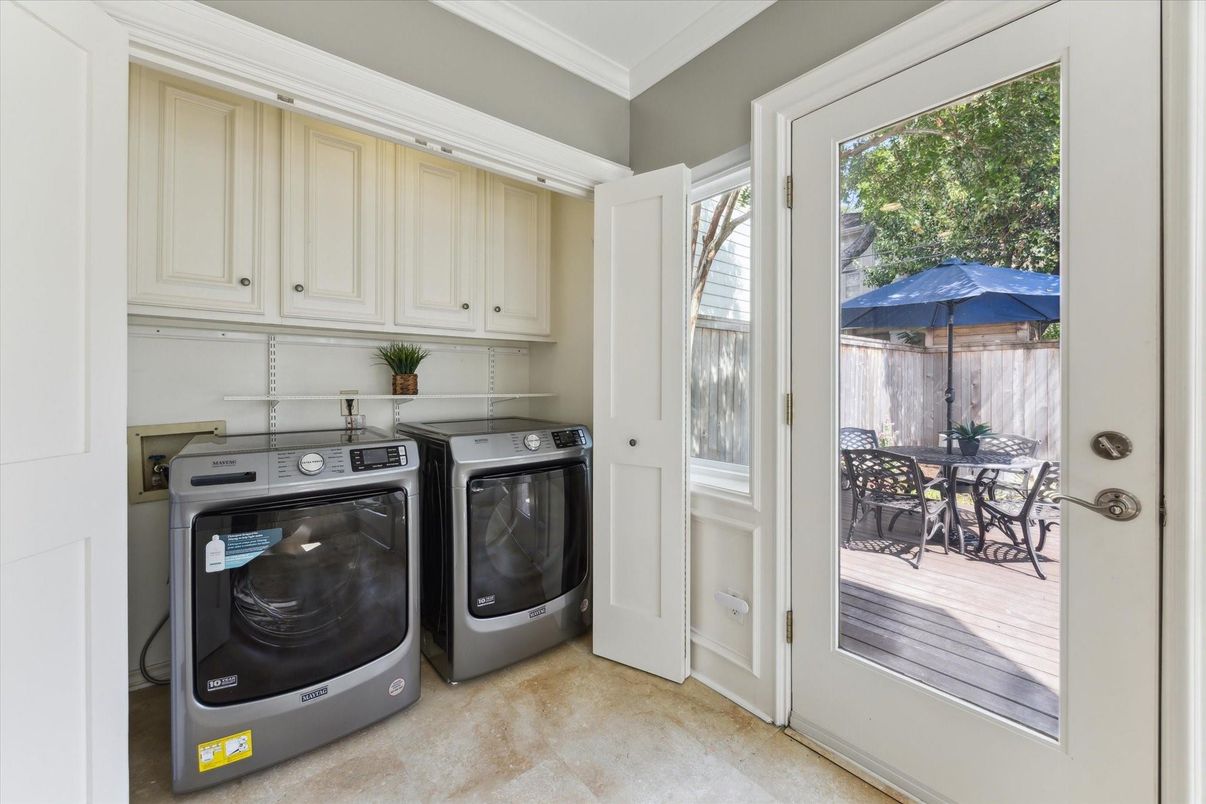 Interior, Washer