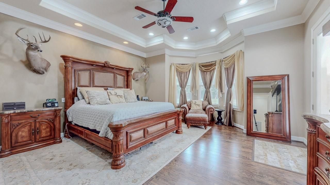 Bedroom, Interior, Recessed Lighting, Wood Texture Flooring