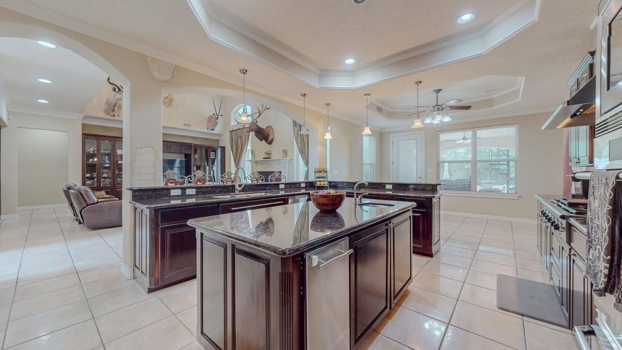 Interior, Kitchen, Pendant Lights, Recessed Lighting