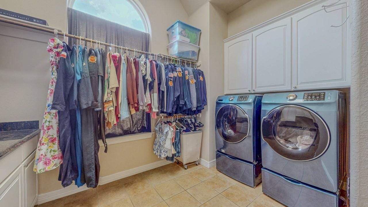 Interior, Washer