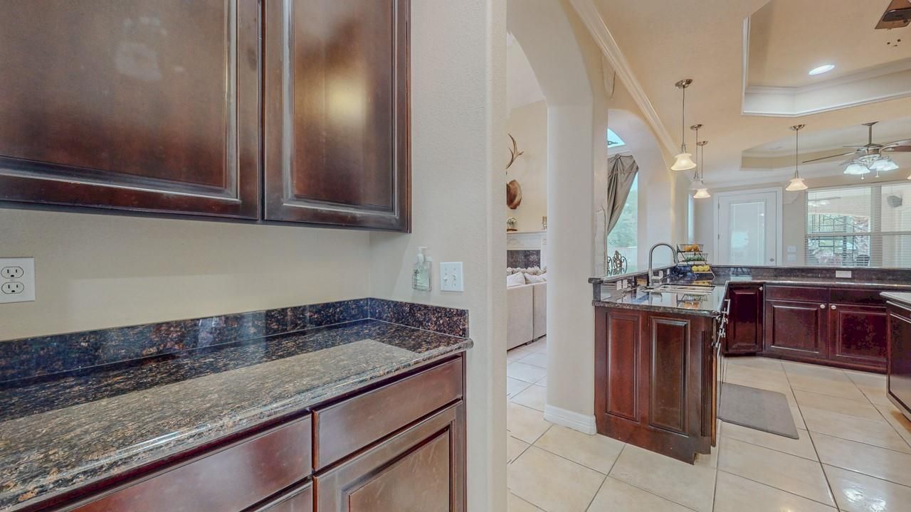 Interior, Kitchen, Pendant Lights, Recessed Lighting, Washer