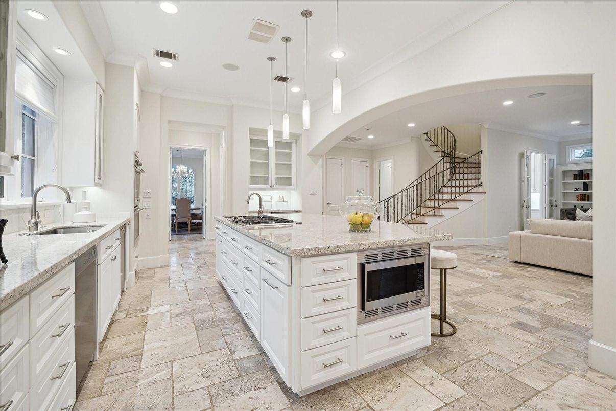 Interior, Kitchen, Pendant Lights, Recessed Lighting, Stainless Steel Appliances