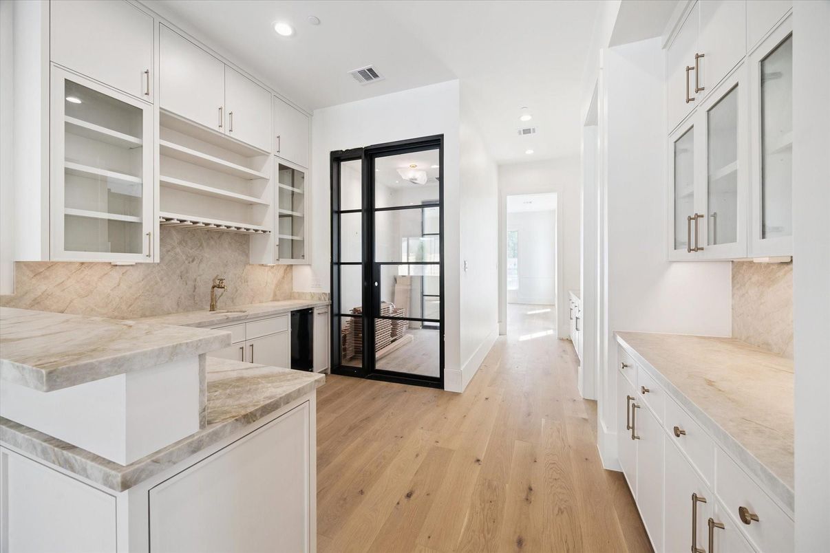 Interior, Kitchen, Recessed Lighting, Wood Texture Flooring