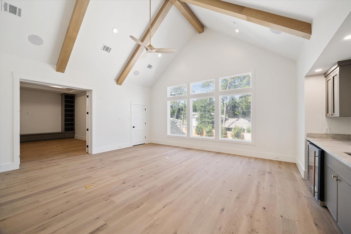 Empty room, Interior, Recessed Lighting, Wooden Beams, Wood Texture Flooring
