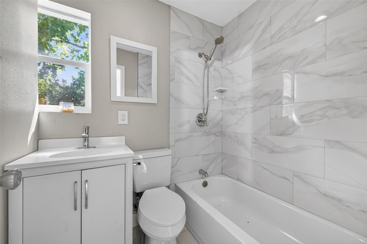 Bathroom, Interior, Marble Walls