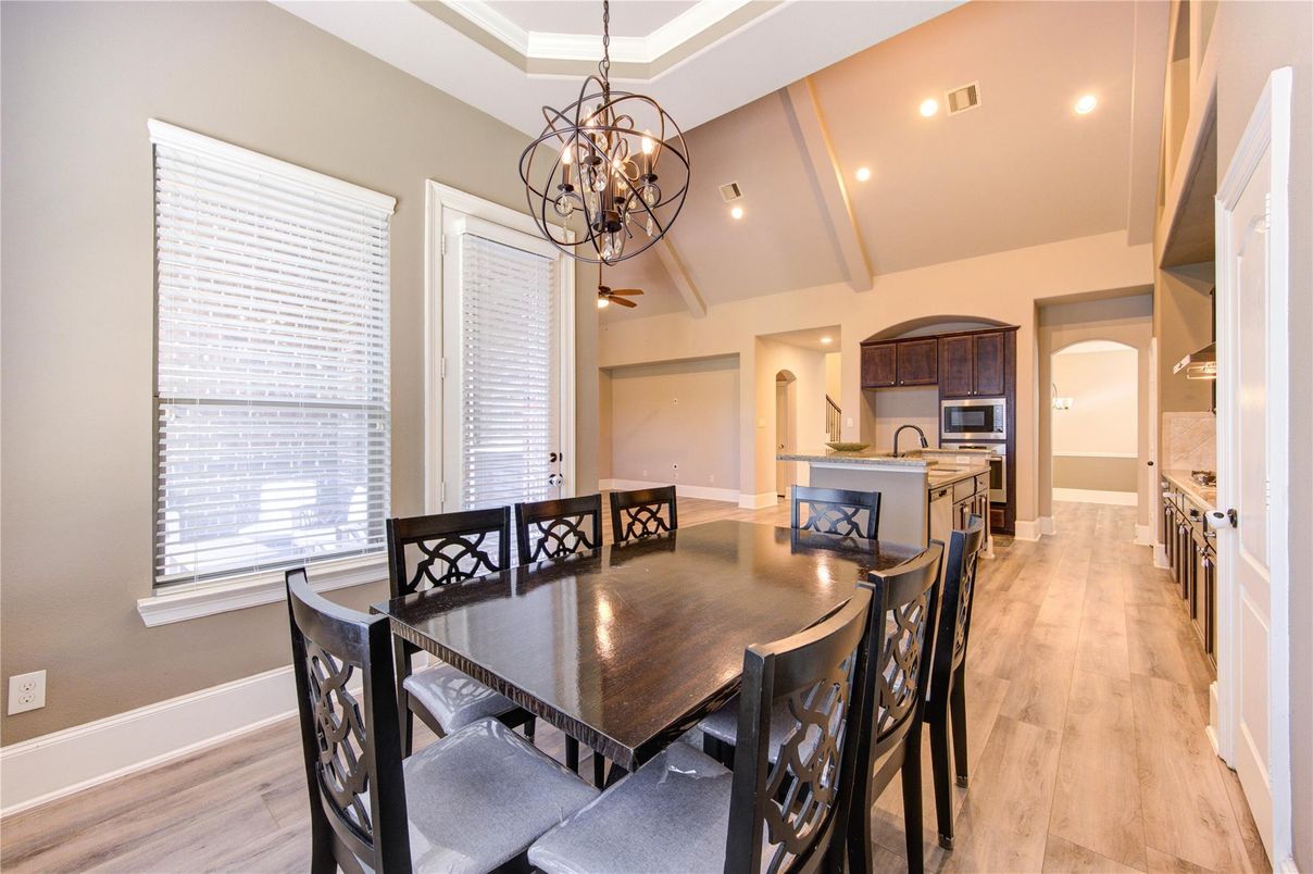 Chandelier, Dining room, Interior, Kitchen, Pendant Lights, Recessed Lighting, Wood Texture Flooring