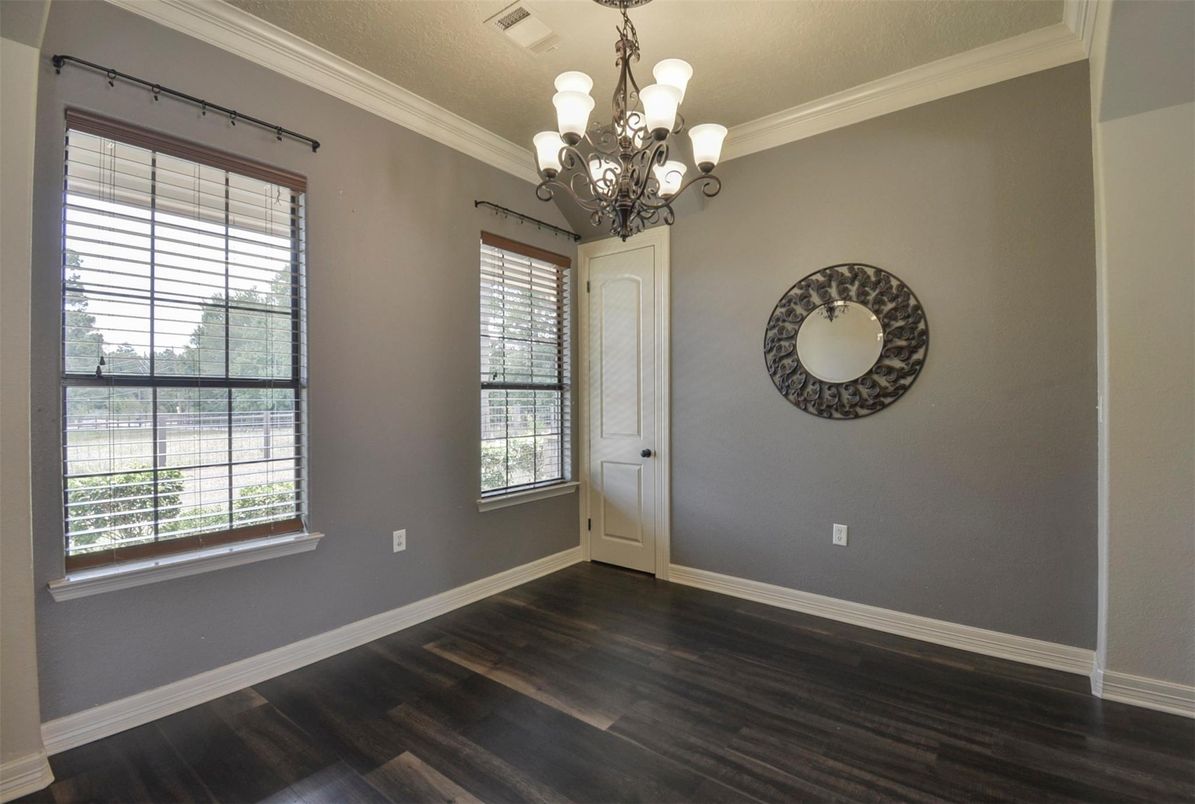 Chandelier, Empty room, Interior, Wood Texture Flooring