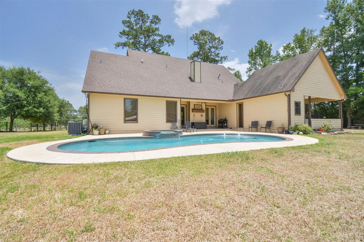 Backyard, Exterior, Pool