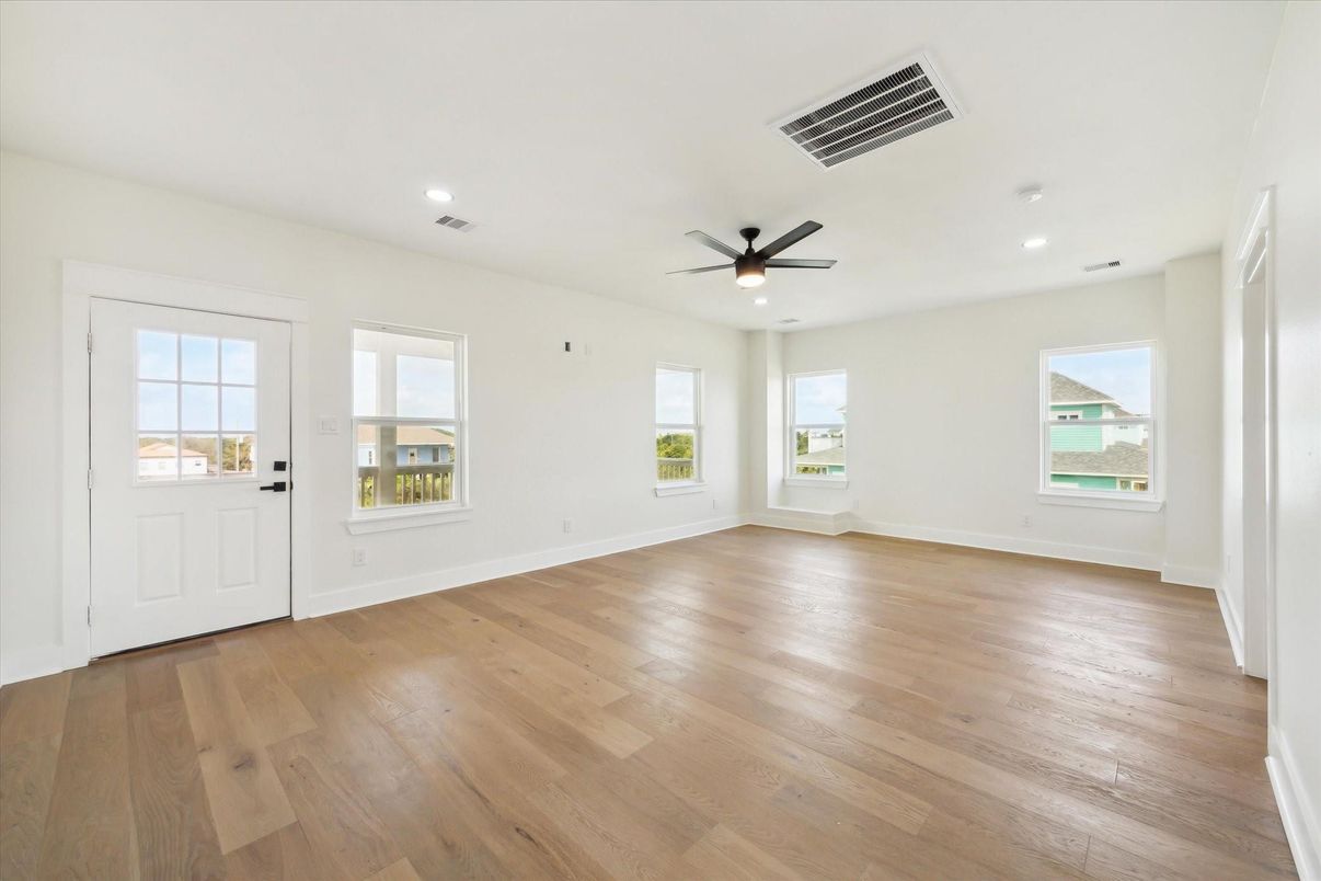 Empty room, Interior, Recessed Lighting, Wood Texture Flooring