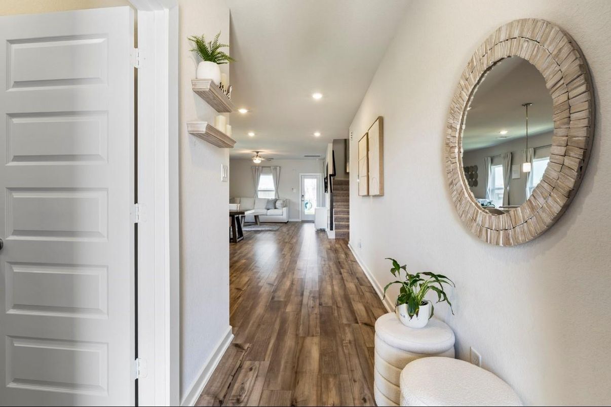 Interior, Pendant Lights, Recessed Lighting, Wood Texture Flooring