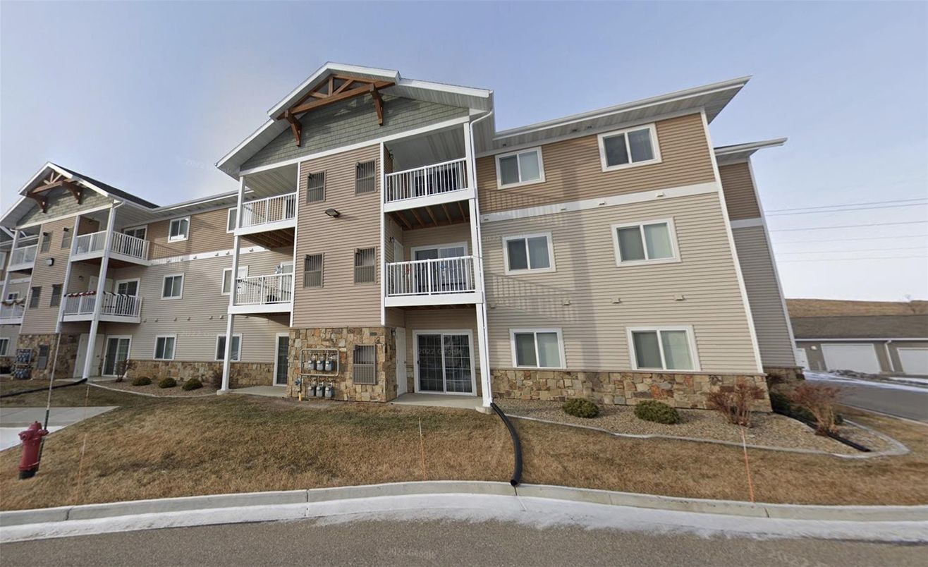 Exterior, Facade, Condo Building