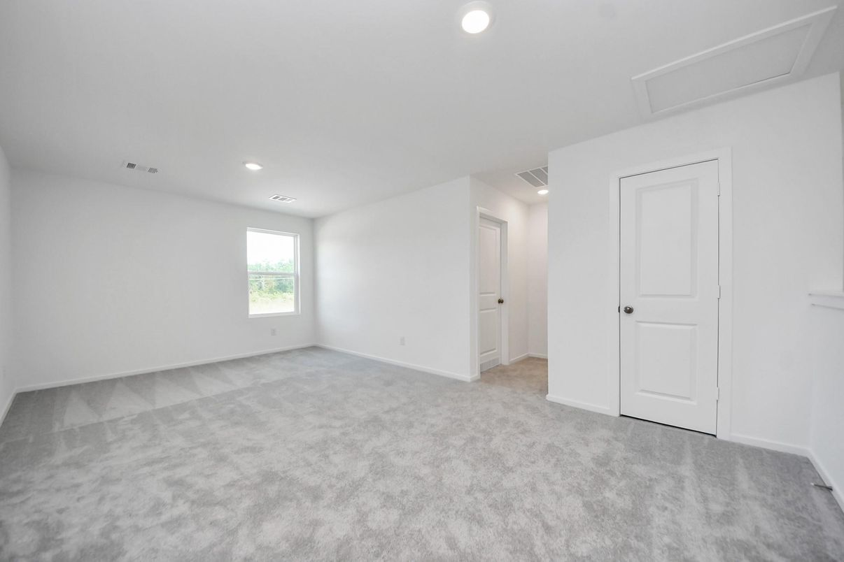 Empty room, Interior, Recessed Lighting