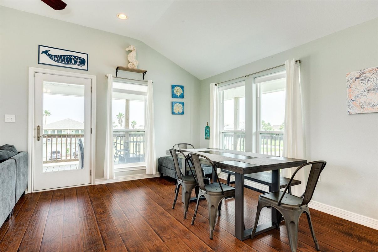 Dining room, Interior, Recessed Lighting, Wood Texture Flooring