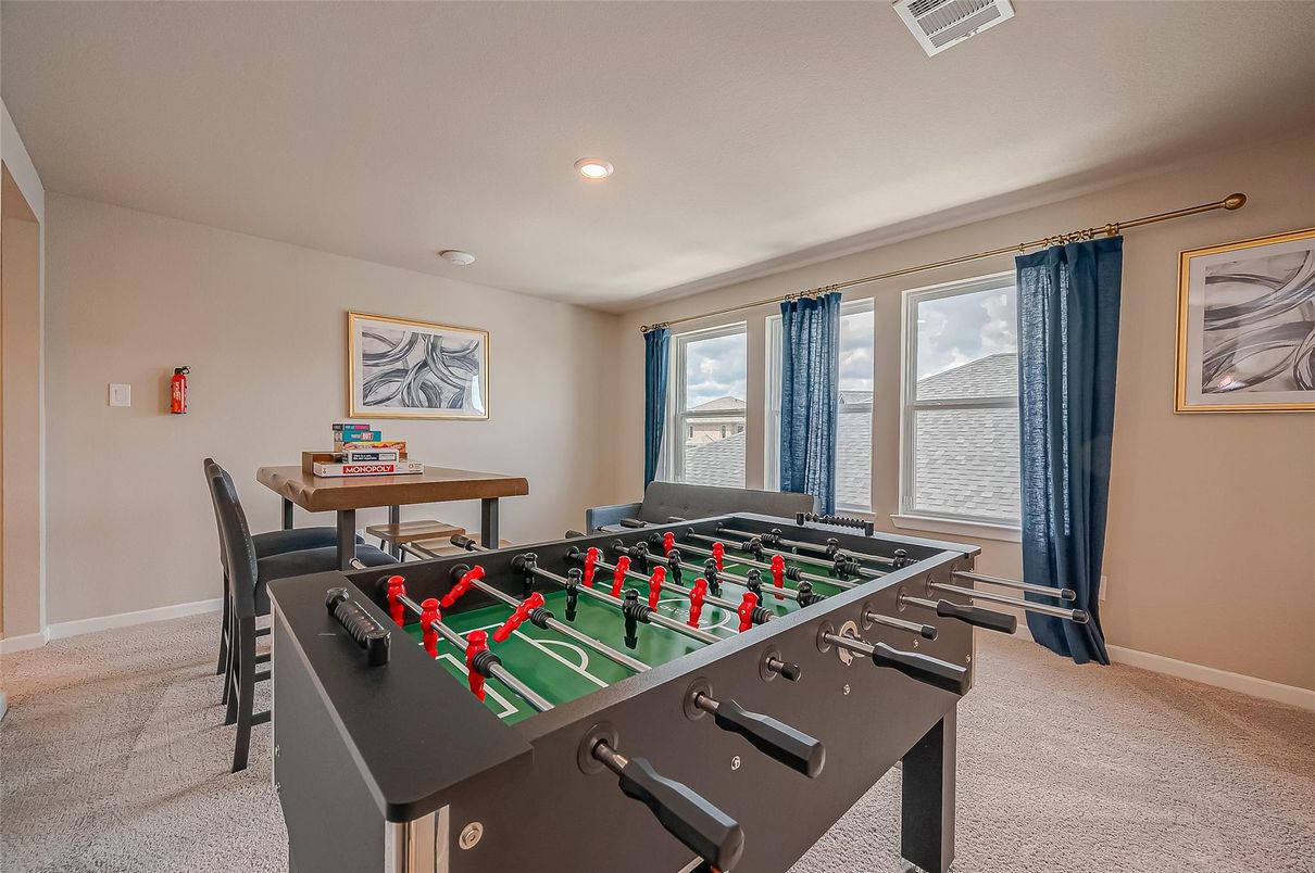 Game Room, Interior, Recessed Lighting