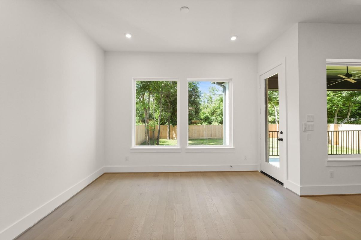 Empty room, Interior, Recessed Lighting, Wood Texture Flooring