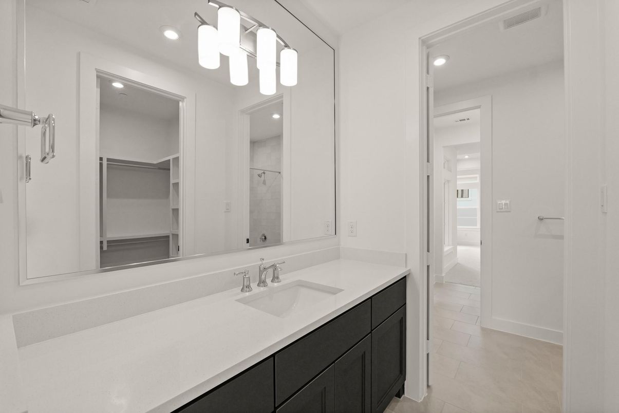 Bathroom, Interior, Recessed Lighting