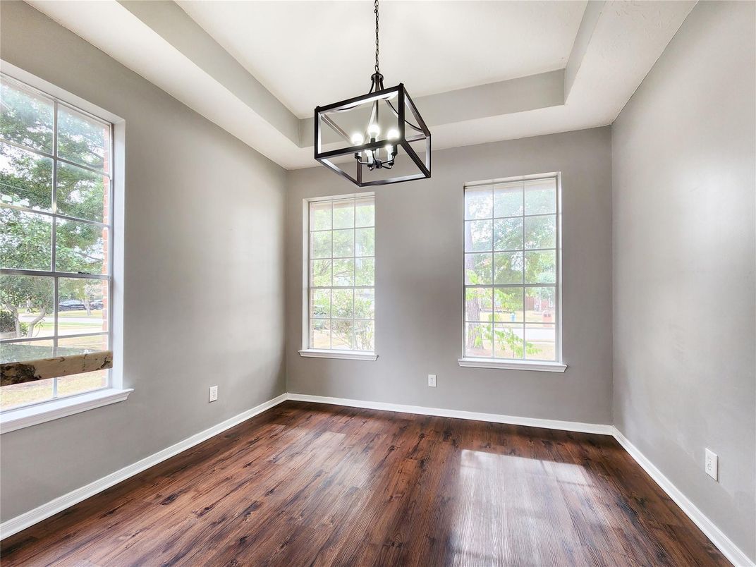 Empty room, Interior, Pendant Lights, Wood Texture Flooring