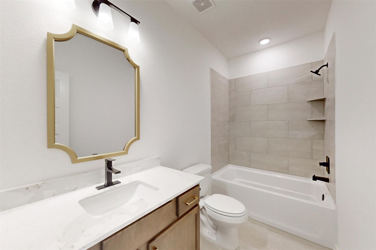 Bathroom, Interior, Recessed Lighting