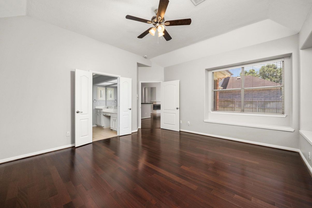 Bathroom, Empty room, Interior, Wood Texture Flooring