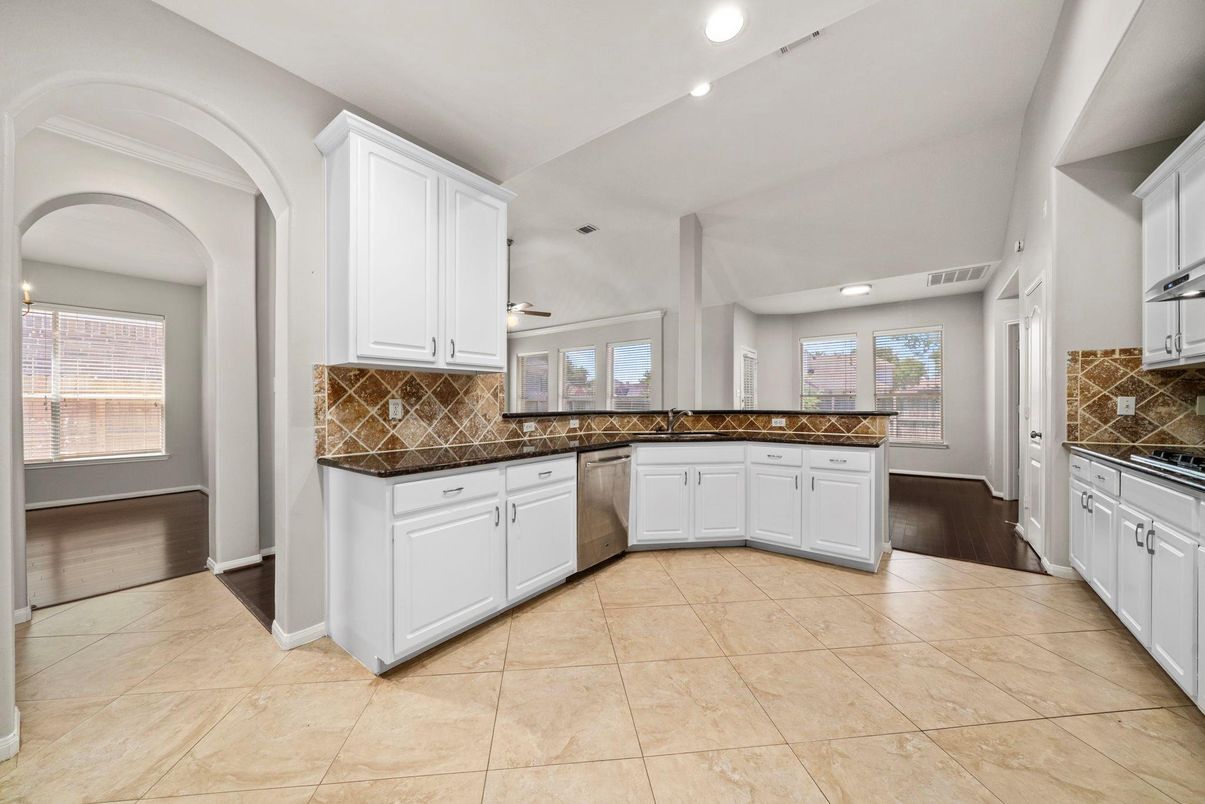 Interior, Kitchen, Recessed Lighting