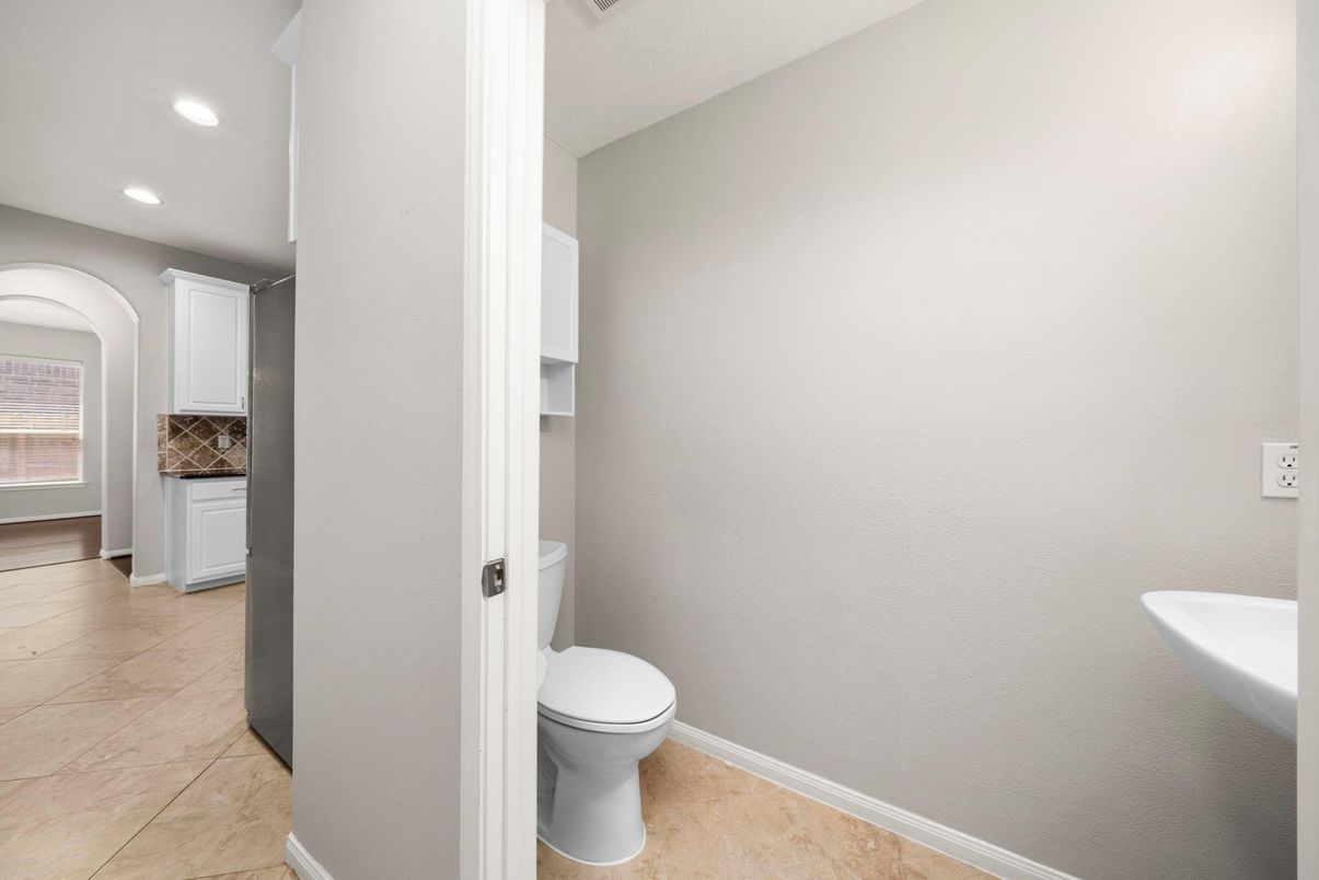 Bathroom, Interior, Recessed Lighting