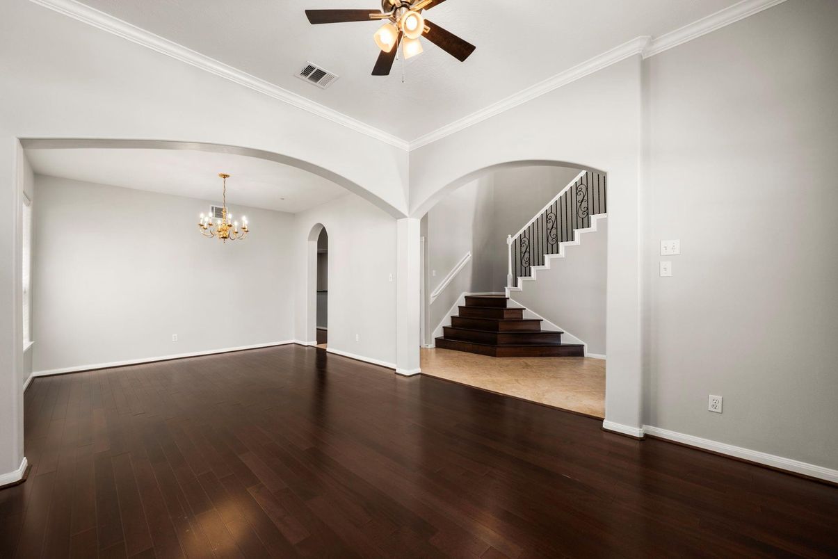 Chandelier, Interior, Wood Texture Flooring