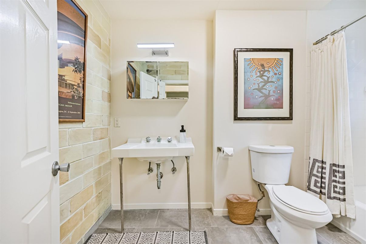 Bathroom, Interior