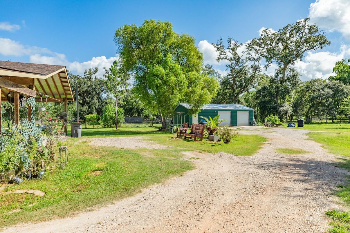 Backyard, Detached Garage, Exterior