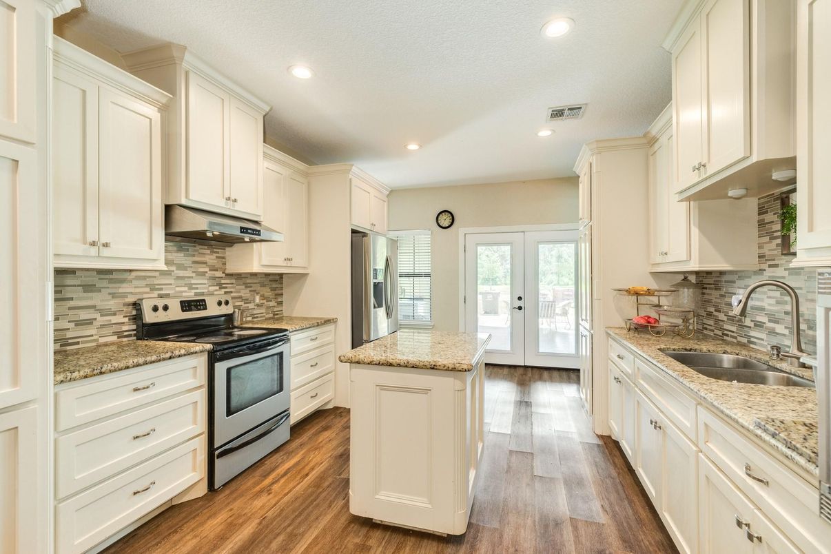 Interior, Kitchen, Recessed Lighting, Wood Texture Flooring
