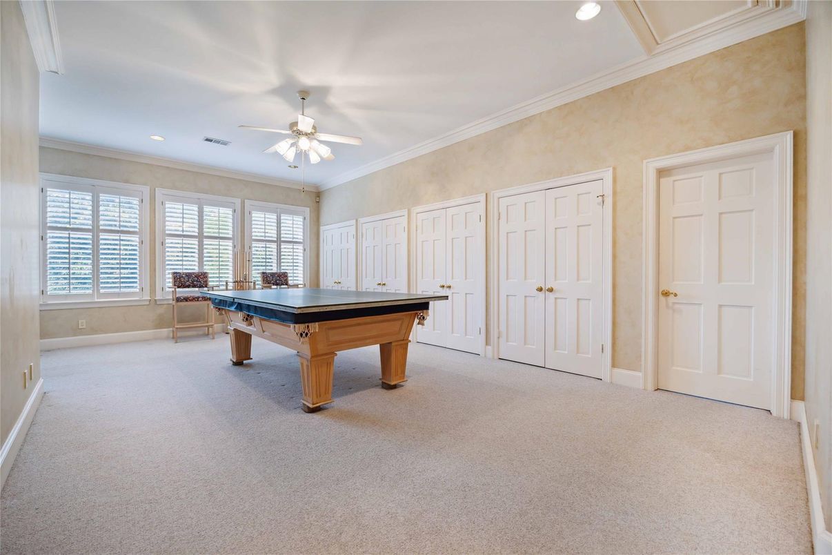 Empty room, Interior, Kitchen, Recessed Lighting