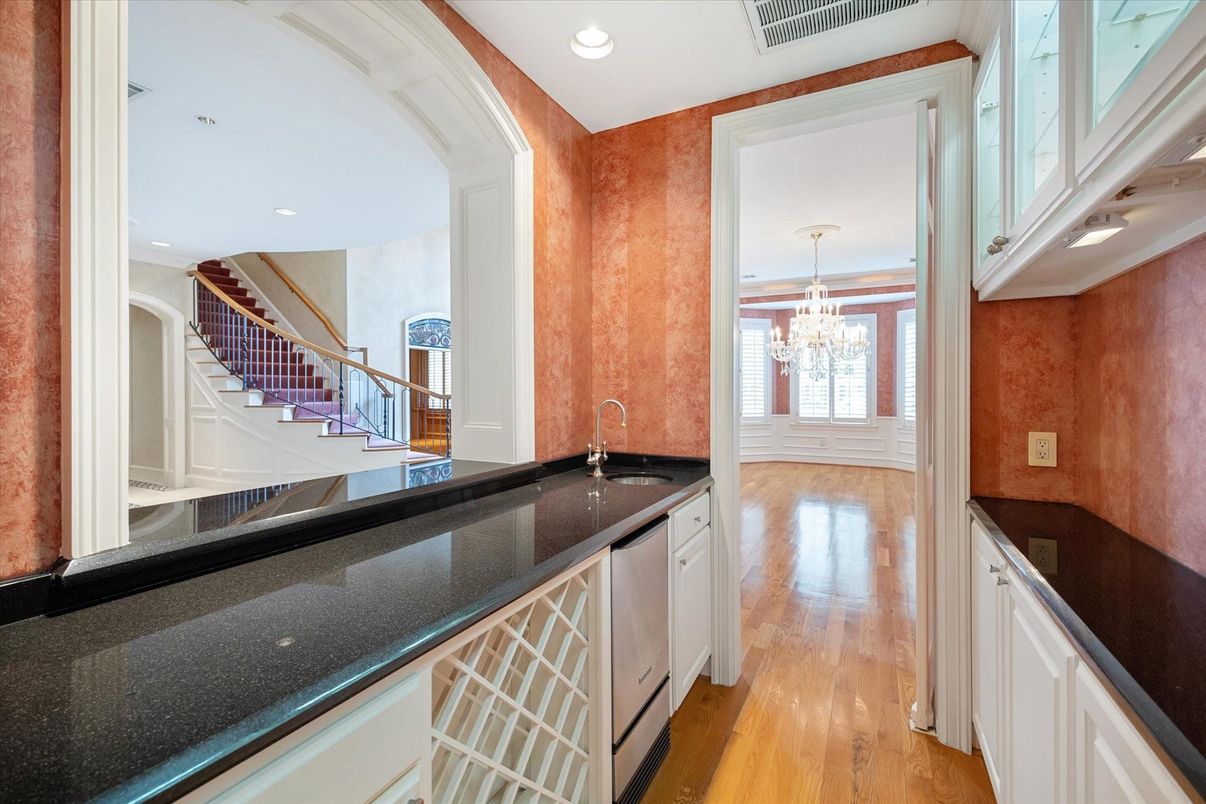 Chandelier, Interior, Recessed Lighting, Wood Texture Flooring