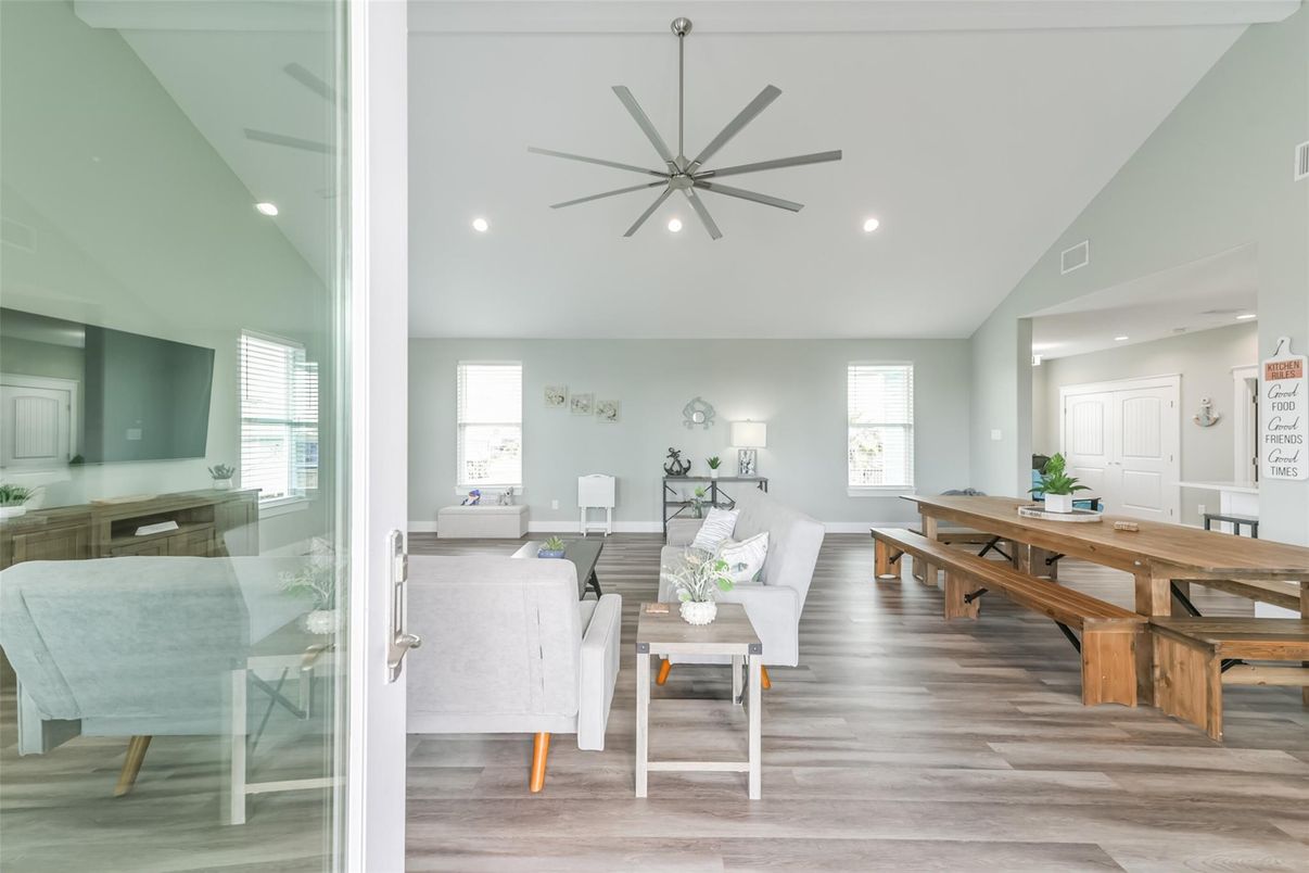 Dining room, Interior, Living room, Recessed Lighting, Wood Texture Flooring