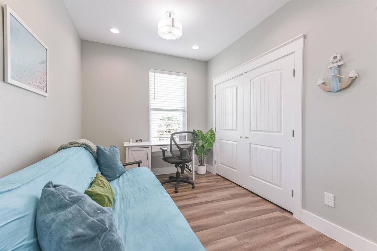 Bedroom, Home Office, Interior, Recessed Lighting, Wood Texture Flooring