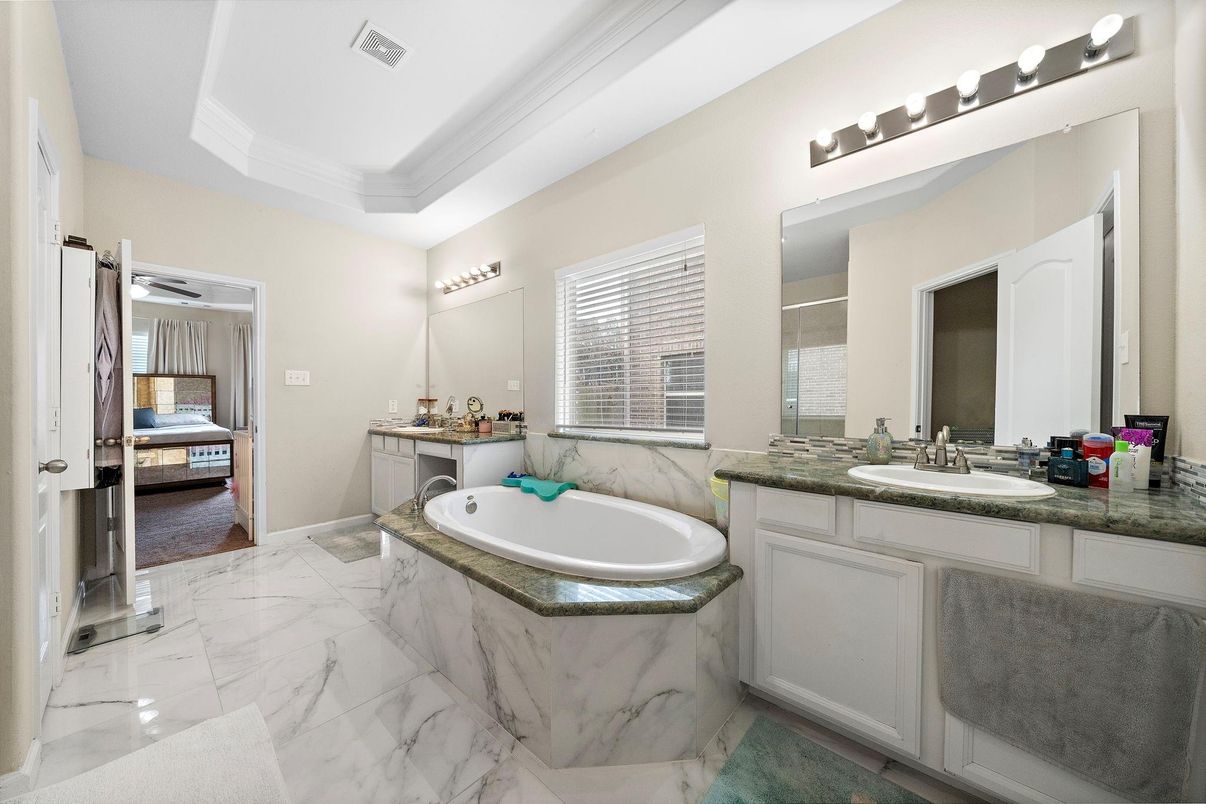 Bathroom, Dual Sink Vanities, Interior, Marble