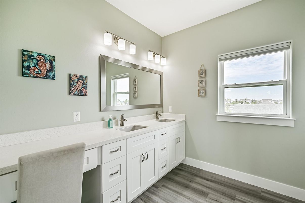 Bathroom, Dual Sink Vanities, Interior, Wood Texture Flooring